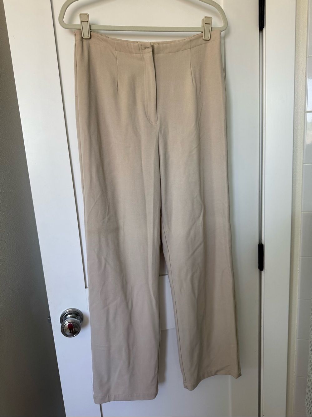 Wide-Leg High-Rise Trousers in Light Beige